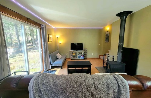 Warren House | Beautiful home located in the Mad River Valley