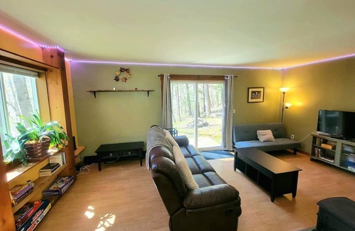 Warren House | Beautiful home located in the Mad River Valley