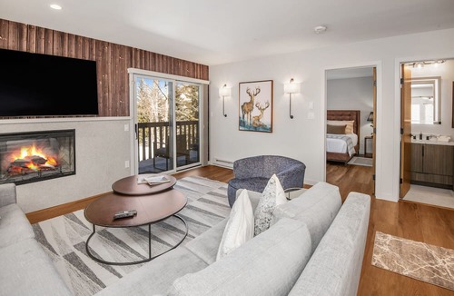 Beaver Creek Condo | Ski-In and Out in Beaver Creek Village Condo w/Balcony, Hot Tub, Free Shuttle
