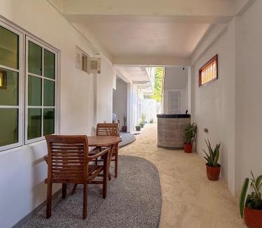 Thoddoo House | New Breeze Royal