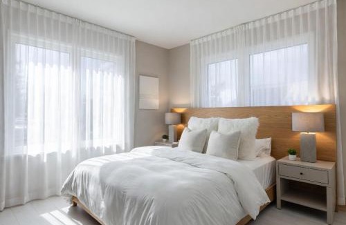 Male Apartment | Silver