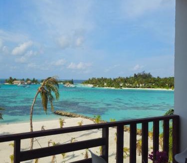 Guraidhoo Hotel | Valley Palm Seaview