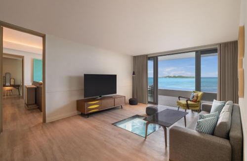 Lhaviyani Atoll Resort | Le Meridien Maldives Resort & Spa