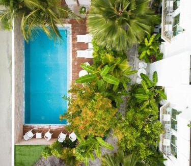 Dhangethi Hotel | PERLA Dhangethi