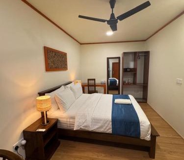 Rakeedhoo Hotel | Rattehi Inn at Rakeedhoo