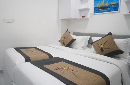 Male House | LemonRock Comfort