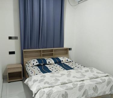 Hanimaadhoo House | Blue Rose Room Service