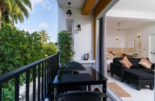 Ukulhas House | La Sky Stay