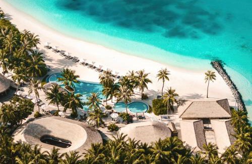 Maamunagau Island Resort | Intercontinental Maldives Maamunagau Resort with Club benefits by IHG