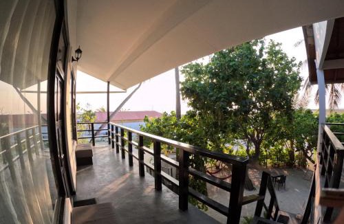 Guraidhoo House | Adroit Sunset View