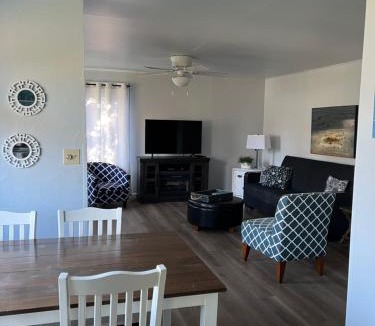 Downtown Cannon Beach Hotel | Guesthouse Cannon Beach