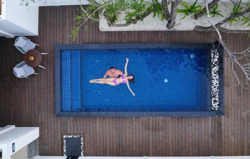 Lankanfinolhu Resort | Villa Nautica Paradise Island Resort