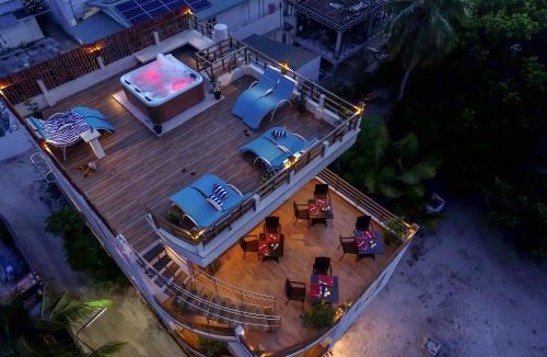 Mahibadhoo House | Vilu Thari Inn Maldives