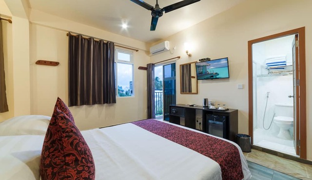 Paguro Beach Inn