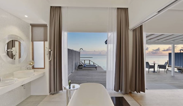 Niva Kuramathi Maldives