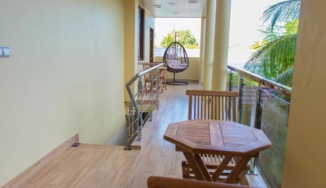 Rosy Villa