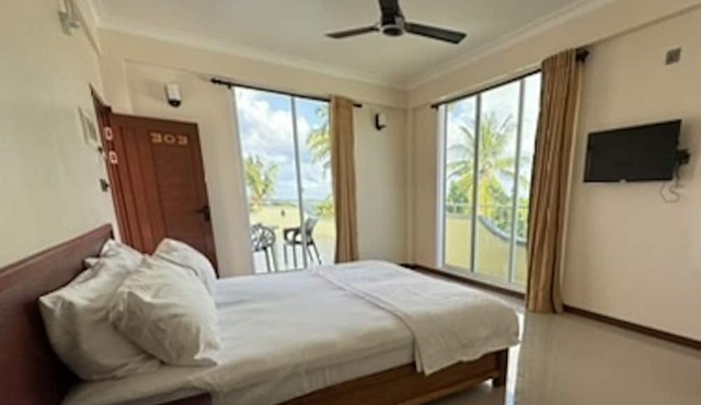 NOAH BEACH HOUSE