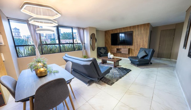 3 Bedroom with Arcade Machine in Medellín
