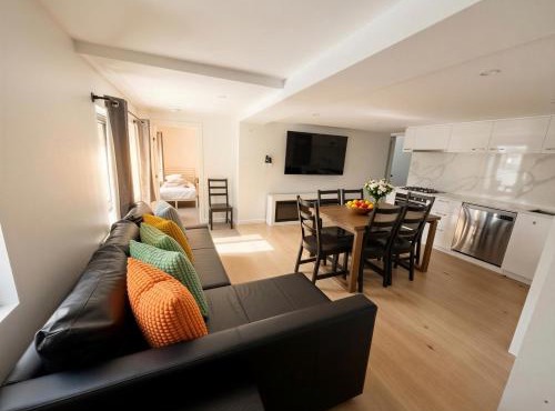 Cosy Mount Buller Alpine Chalet Sleeps 12 in Mount Buller