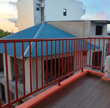 Dhiffushi Tourist Home