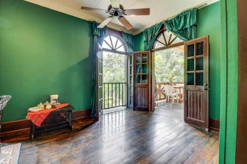 Family Suite @ Mahogany Hall in San Ignacio